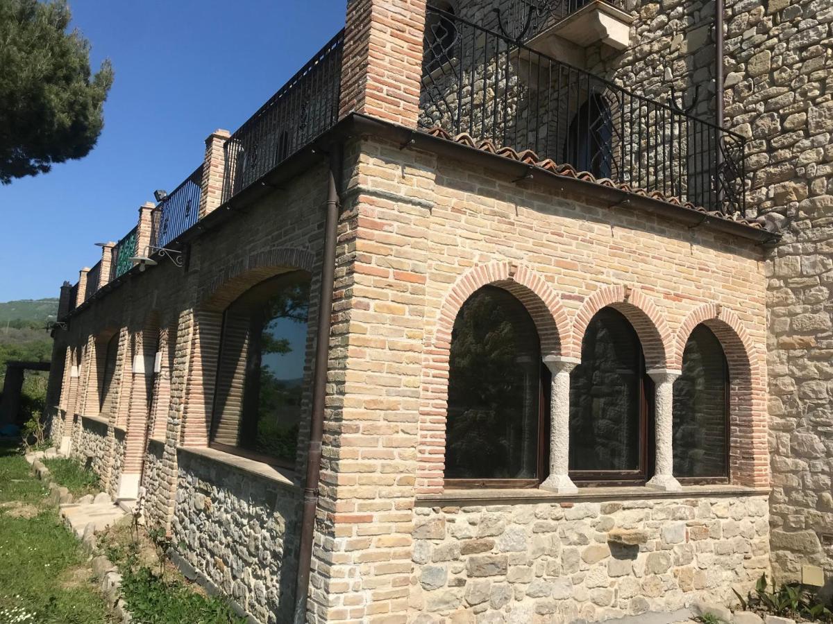Hotel Lo Smeraldo Roccavivara Esterno foto