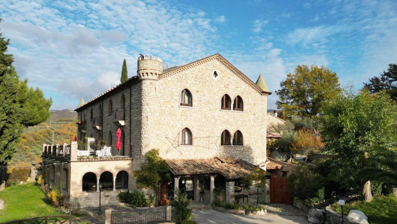 Hotel Lo Smeraldo Roccavivara Esterno foto